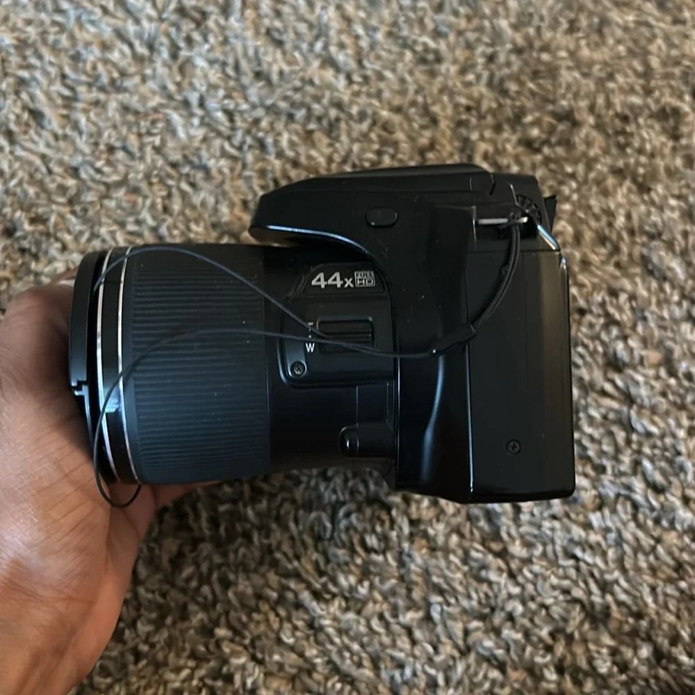 CAMERA Brand:Fuji-film color: Black and it’s digital.